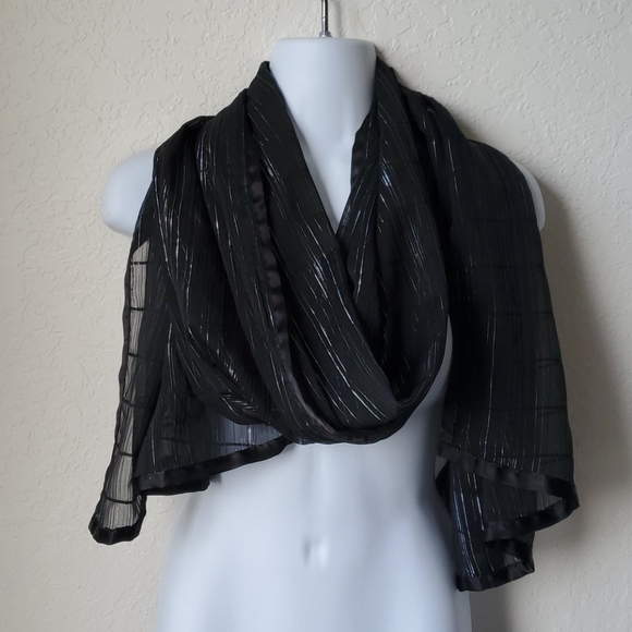 Gorgeous black scarf silver threads womens - Picture 1 of 8